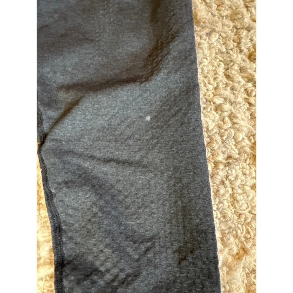 Gym Shark Small Seamless High Waisted Gym Leggings Charcoal Grey Textured Tights - Picture 4 of 4